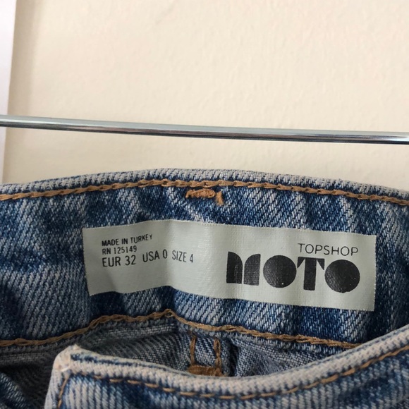 TOPSHOP denim mini skirt - Picture 2 of 3